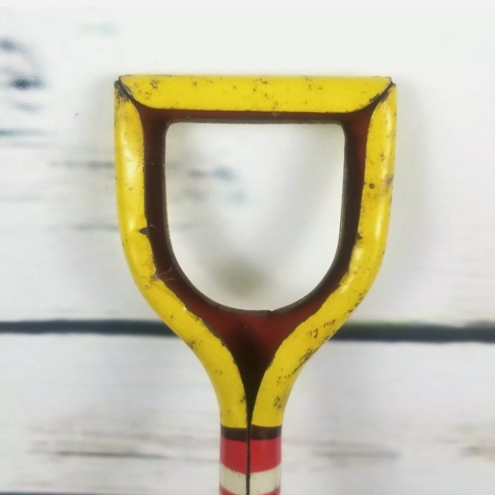 Ohio Art Shovel Boy Dog Whistling Sandman Vintage - Picture 6 of 9